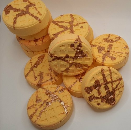 Fall Festival Waffles Bath Bomb ššš§ Fizz, scent & colorful soak āØšø - Image 5