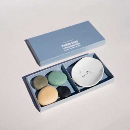 4 Pebble Soaps with Porcelain Dish Set