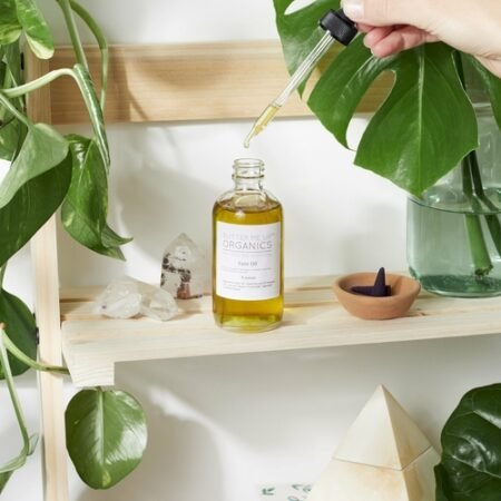 Organic Yoni Oil 🌿 Feminine Care 💖 Women's Health 🌸 Gentle, Natural & Moisturizing ✨